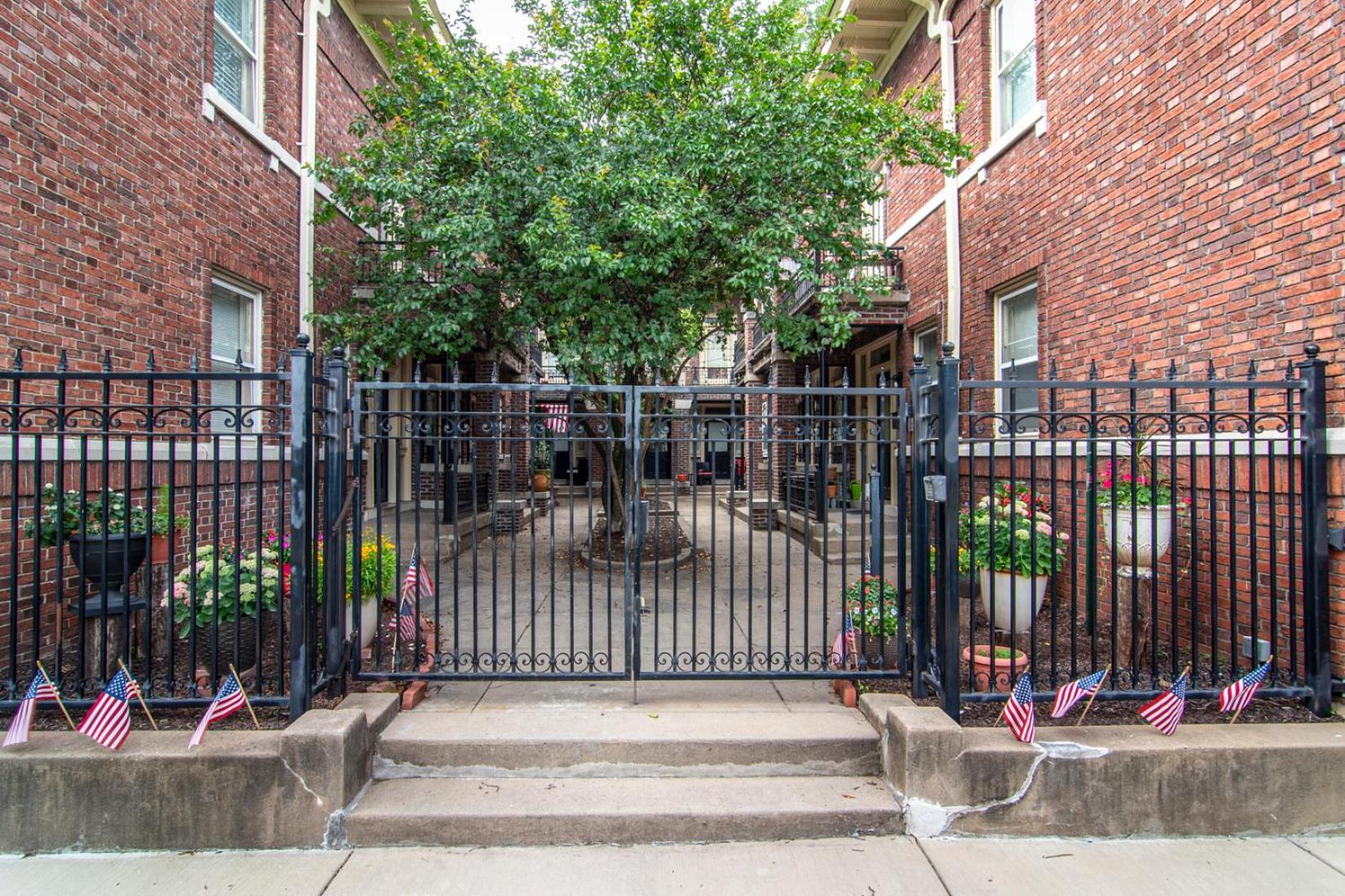 Charming New Orleans-Style Apartment With Gated Courtyard! Little Rock Exterior photo